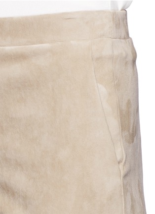 Detail View - Click To Enlarge - THEORY - 'Thaniel L' lambskin suede pants