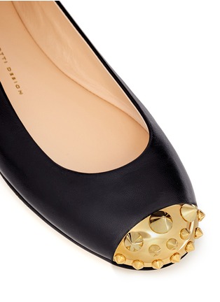 Detail View - Click To Enlarge - 73426 - Spike metallic toe-cap leather ballerina flats