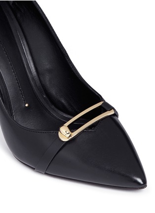 Detail View - Click To Enlarge - STELLA LUNA - Turnlock bar leather pumps