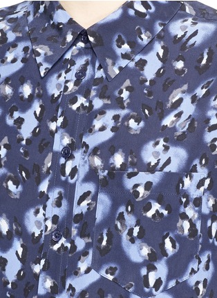 Detail View - Click To Enlarge - EQUIPMENT - 'Reese' floral print silk shirt