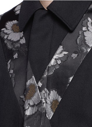 Detail View - Click To Enlarge - ALEXANDER MCQUEEN - Cross floral jacquard blouson jacket