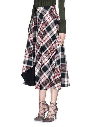 Front View - Click To Enlarge - ALEXANDER MCQUEEN - Asymmetric hem tartan plaid wool midi skirt