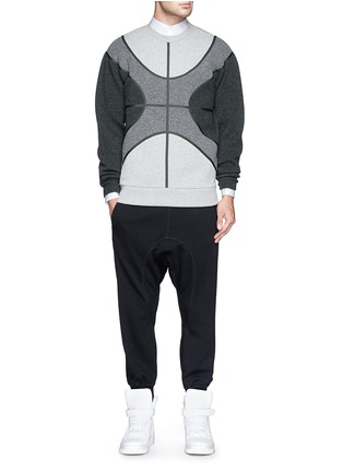 Figure View - Click To Enlarge - GIVENCHY - Heat sealed seam tonal colourblock sweatshirt