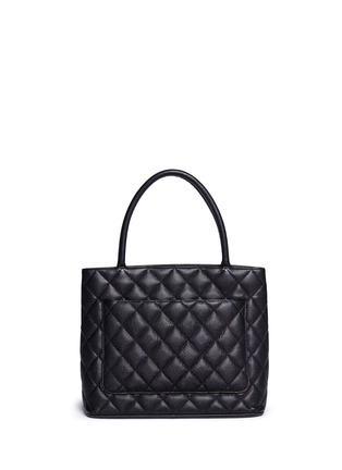 Detail View - Click To Enlarge - VINTAGE CHANEL - Medallion quilted caviar leather tote