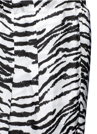 Detail View - Click To Enlarge - TOGA ARCHIVES - Leopard print pleated drawstring pants