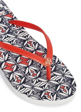 Detail View - Click To Enlarge - TORY BURCH - Thin' acoma print flip flops
