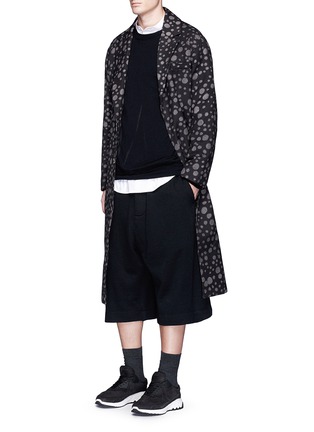 Figure View - Click To Enlarge - SONG FOR THE MUTE - 'Lunar' moon print long coat