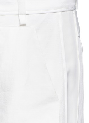 Detail View - Click To Enlarge - CHLOÉ - Satin trim cotton-linen wide flare pants