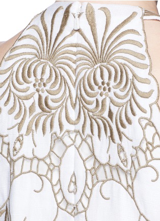 Detail View - Click To Enlarge - CHLOÉ - Broderie anglaise linen-cotton halterneck dress