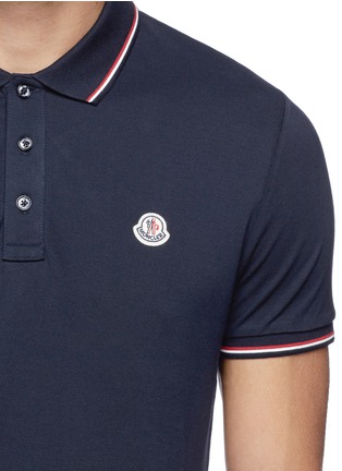 Detail View - Click To Enlarge - MONCLER - Contrast trim logo embroidery polo shirt