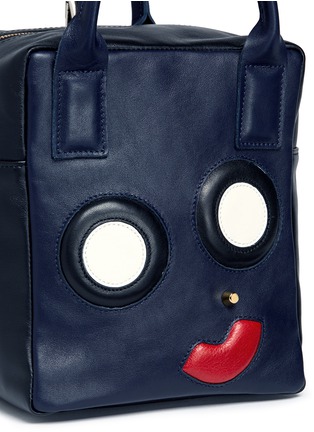  - A-ESQUE - 'Box Base Mini E-Motion' appliqué leather bag