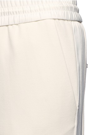 Detail View - Click To Enlarge - ELIZABETH AND JAMES - 'Collier' satin stripe crepe track pants