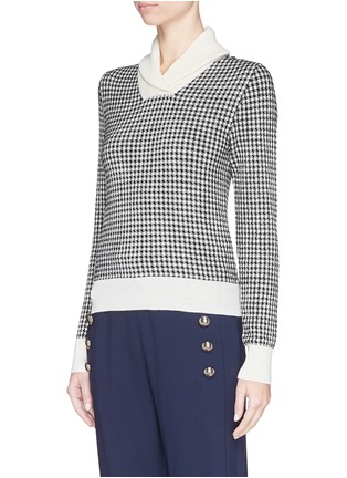 Front View - Click To Enlarge - CHLOÉ - Shawl collar houndstooth jacquard knit sweater