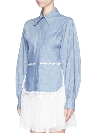 Front View - Click To Enlarge - CHLOÉ - Crochet trim cotton chambray shirt