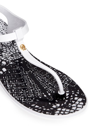Detail View - Click To Enlarge - MC Q - Monochrome jelly sandals