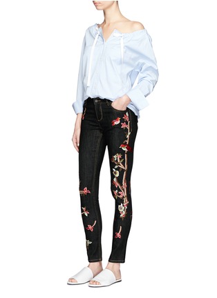 Figure View - Click To Enlarge - ALICE & OLIVIA - 'Jane' bird and floral embroidered skinny jeans
