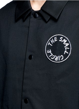 Detail View - Click To Enlarge - THE WORLD IS YOUR OYSTER - Slogan patch double collar shirt jacket