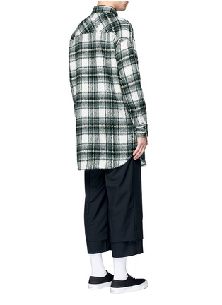 Back View - Click To Enlarge - THE WORLD IS YOUR OYSTER - Check plaid long fleece shirt