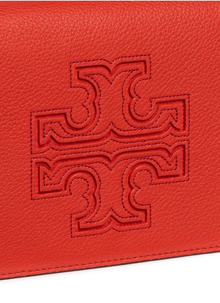 Detail View - Click To Enlarge - TORY BURCH - 'Harper' leather crossbody wallet