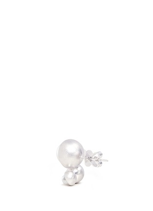 Detail View - Click To Enlarge - BELINDA CHANG - 'Fruity Trinity' 18k white gold plated triple pearl earrings
