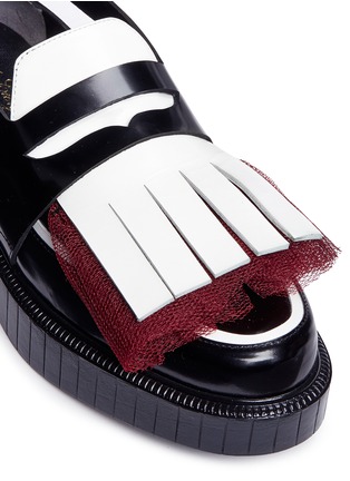 Detail View - Click To Enlarge - CLERGERIE - 'Psilly' tulle leather platform kiltie loafers
