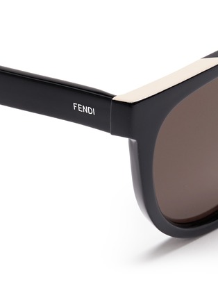 Detail View - Click To Enlarge - FENDI - Colourblock acetate round cat eye sunglasses