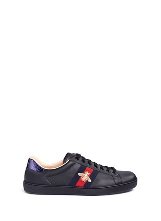 Main View - Click To Enlarge - GUCCI - 'Ace' bee embroidered leather sneakers