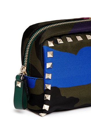 Detail View - Click To Enlarge - VALENTINO GARAVANI - 'Camupsychedelic' nylon cosmetic pouch