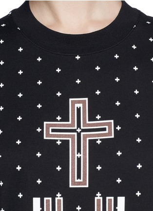 Detail View - Click To Enlarge - GIVENCHY - Cross frame print T-shirt