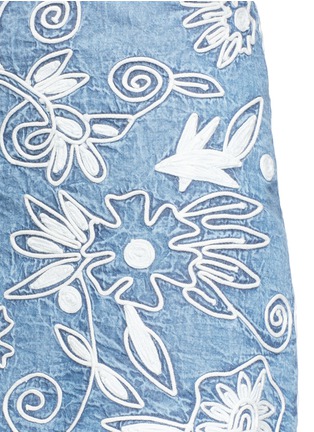 Detail View - Click To Enlarge - ALICE & OLIVIA - 'Riley' floral embroidered chambray A-line skirt
