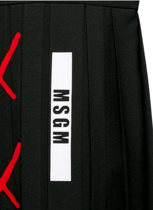 Detail View - Click To Enlarge - MSGM - Cross patch pleated dress