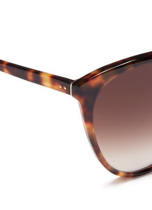 Detail View - Click To Enlarge - LINDA FARROW - Oversized tortoiseshell cat eye sunglasses