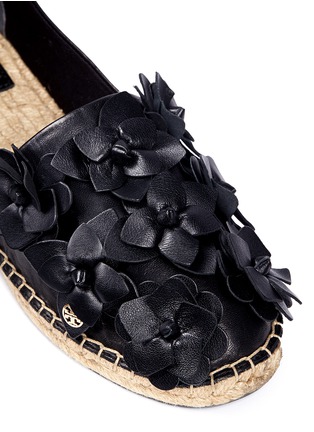 Detail View - Click To Enlarge - TORY BURCH - 'Blossom' floral leather espadrilles