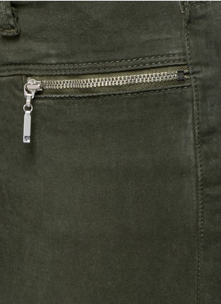 Detail View - Click To Enlarge - J BRAND - 'Miranda' mid rise zip sateen skinny pants