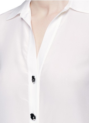 Detail View - Click To Enlarge - ALICE & OLIVIA - 'Wilma' Stace Face button silk crepe shirt