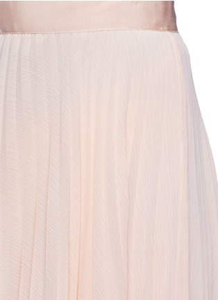 Detail View - Click To Enlarge - ALICE & OLIVIA - 'Essie' pleated crépon midi skirt