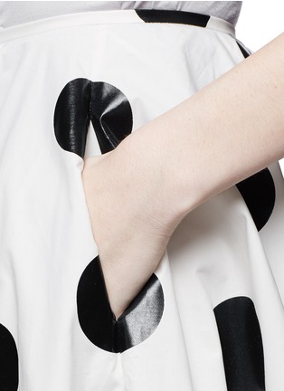 Detail View - Click To Enlarge - CHICTOPIA - Glossy polka dot print poplin skirt