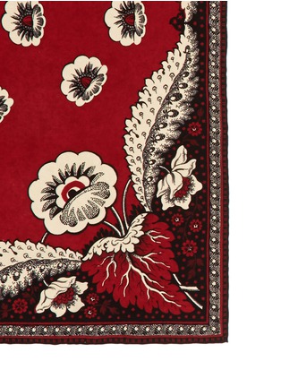 Detail View - Click To Enlarge - VALENTINO GARAVANI - Leaf foulard silk twill scarf