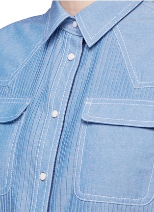 Detail View - Click To Enlarge - SACAI - Drawstring wrap panel pleated chambray dress