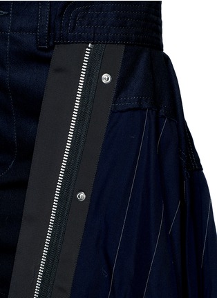 Detail View - Click To Enlarge - SACAI - Stripe zip jacket overlay twill skirt