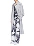 Figure View - Click To Enlarge - F.R.S FOR RESTLESS SLEEPERS - 'Crono' greyscale leaf print silk pyjama pants