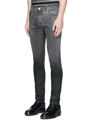 Front View - Click To Enlarge - ALEXANDER MCQUEEN - Slim fit dégradé stretch denim jeans