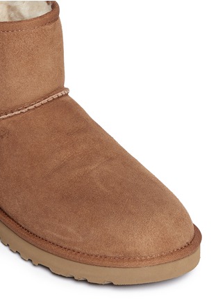 Detail View - Click To Enlarge - UGG - 'Classic Mini' boots