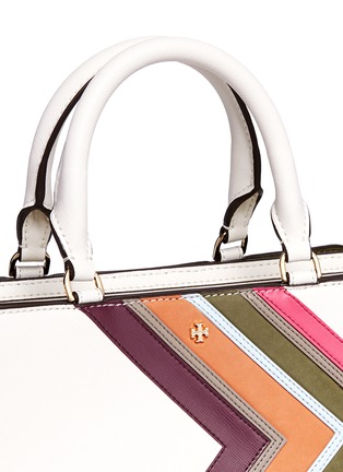 Detail View - Click To Enlarge - TORY BURCH - 'Robinson' small suede stripe saffiano leather zip tote
