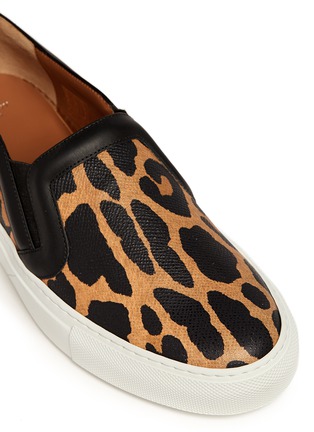 Detail View - Click To Enlarge - GIVENCHY - Leopard print leather skate slip-ons
