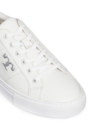 Detail View - Click To Enlarge - TORY BURCH - 'Chace' logo leather sneakers