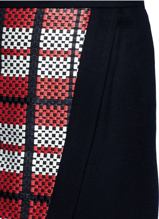 Detail View - Click To Enlarge - CYNTHIA & XIAO - Textured tartan asymmetric wool cashmere blend skirt
