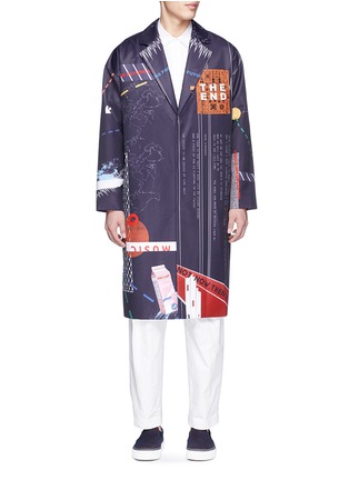Main View - Click To Enlarge - THE WORLD IS YOUR OYSTER - Graphic print satin twill long coat
