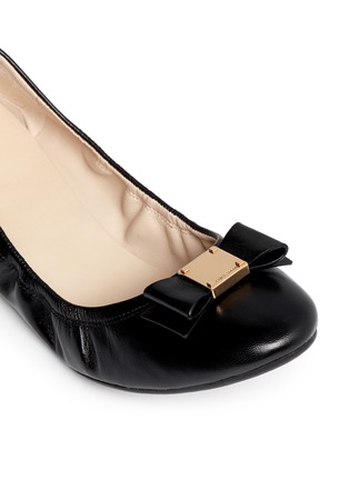 Detail View - Click To Enlarge - COLE HAAN - 'Tali' leather ballet flats