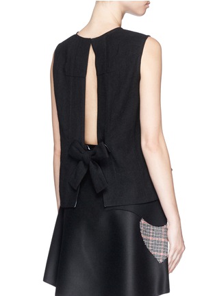 Back View - Click To Enlarge - VICTORIA BECKHAM - Asymmetric bow open back herringbone linen top